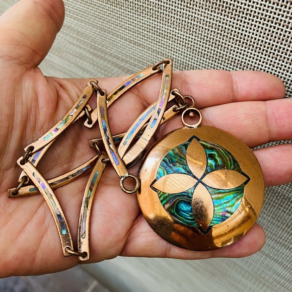 Vintage Mexican Necklace - Solid Copper Abalone Inlay Reversible Round Medallion - Picture 1 of 13